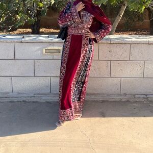 Thobe malaka Palestinian velvet